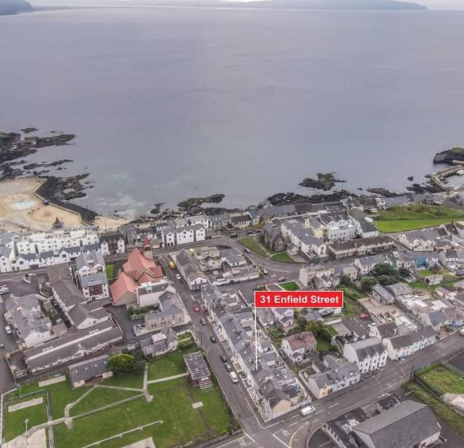 Enfield Street House Behind Portstewart Promenade With Partial Sea View From Front 3 Bed Sleeps 7 빌라 외부 사진